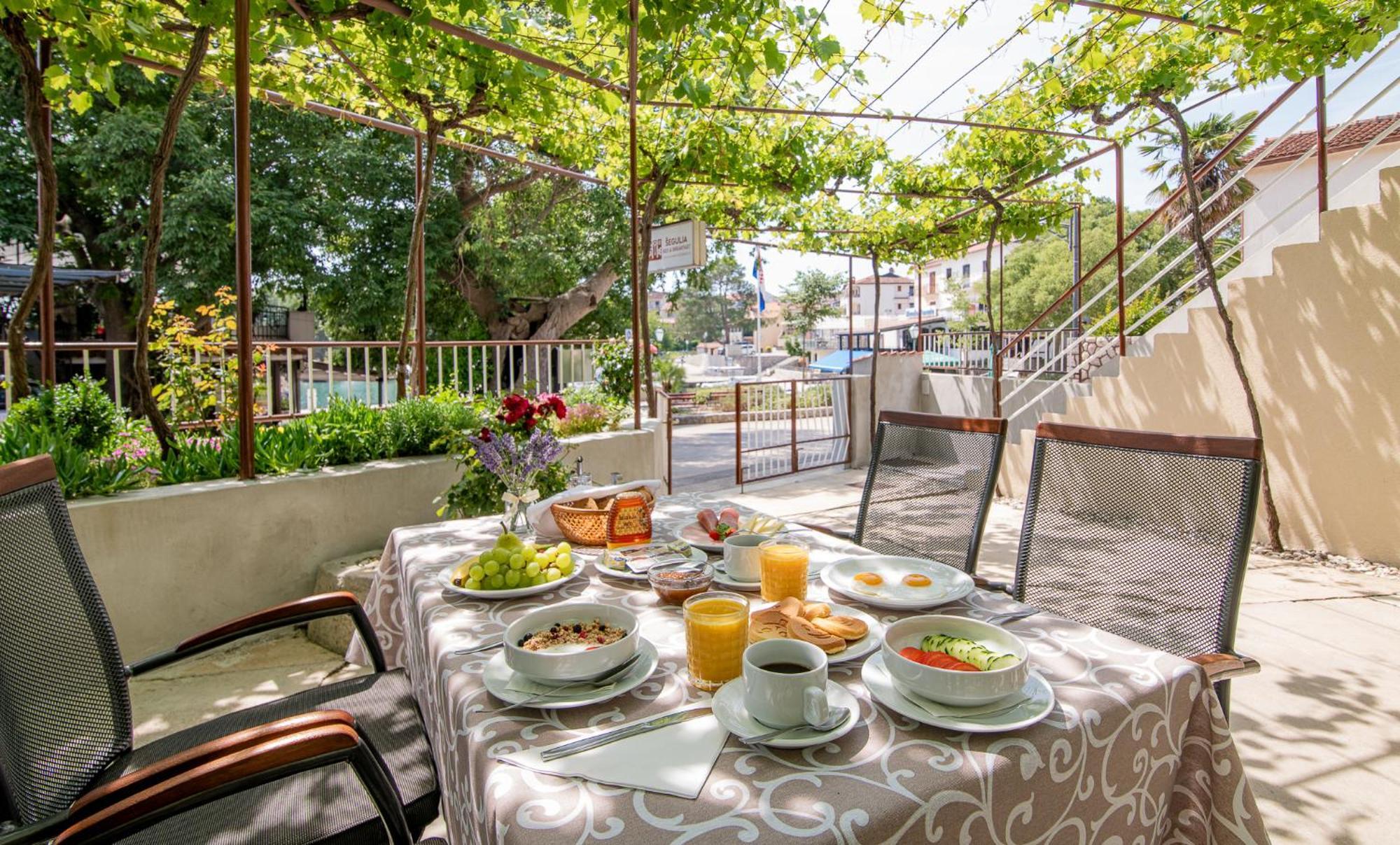B&B Segulja Малинська Екстер'єр фото