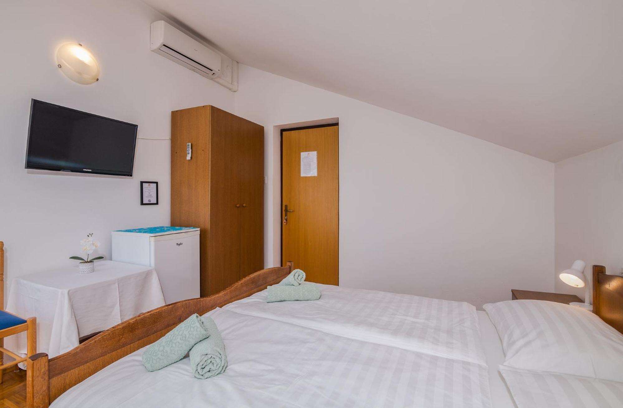 B&B Segulja Малинська Екстер'єр фото